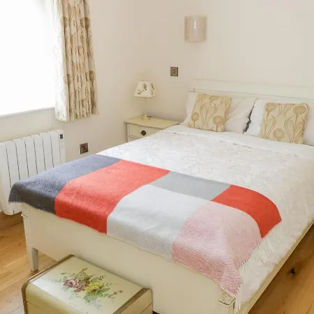 Tom & Mary's Place Дом отдыха Ballygar